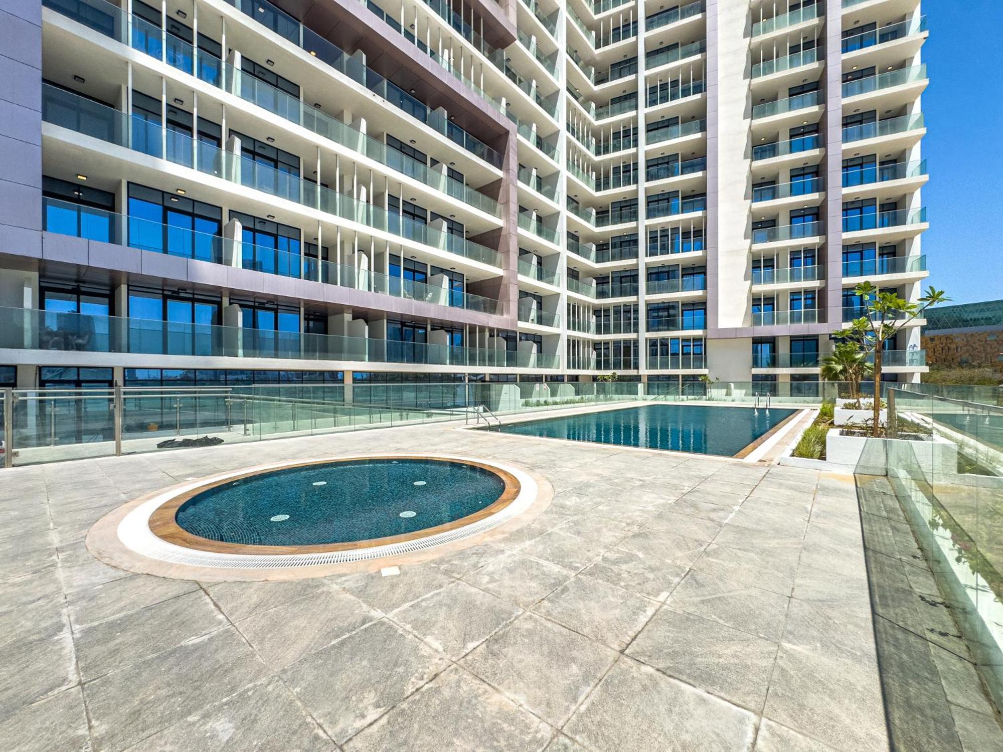 Appartamento Elegant 1bdr For Corporate, Executive, Business - 3 Min Walk To Adgm, Cleveland & Galleria - Big Balcony - Canal View - High Floor Abu Dhabi