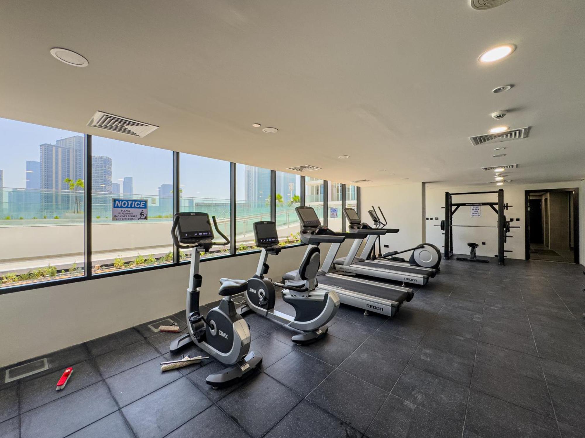 Elegant 1bdr For Corporate, Executive, Business - 3 Min Walk To Adgm, Cleveland & Galleria - Big Balcony - Canal View - High Floor Appartamento