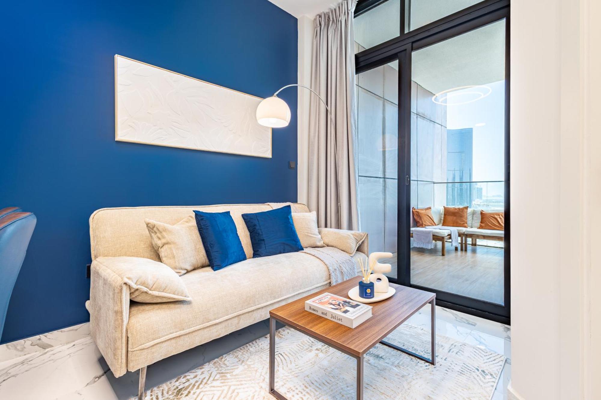Elegant 1bdr For Corporate, Executive, Business - 3 Min Walk To Adgm, Cleveland & Galleria - Big Balcony - Canal View - High Floor * Abu Dhabi