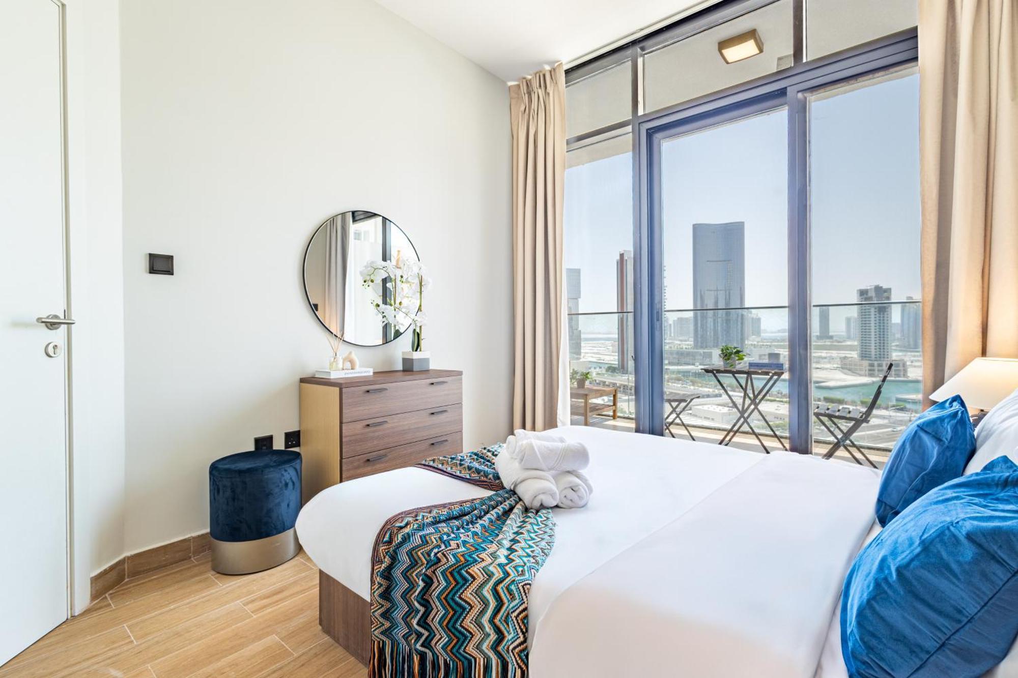 Elegant 1bdr For Corporate, Executive, Business - 3 Min Walk To Adgm, Cleveland & Galleria - Big Balcony - Canal View - High Floor Abu Dhabi